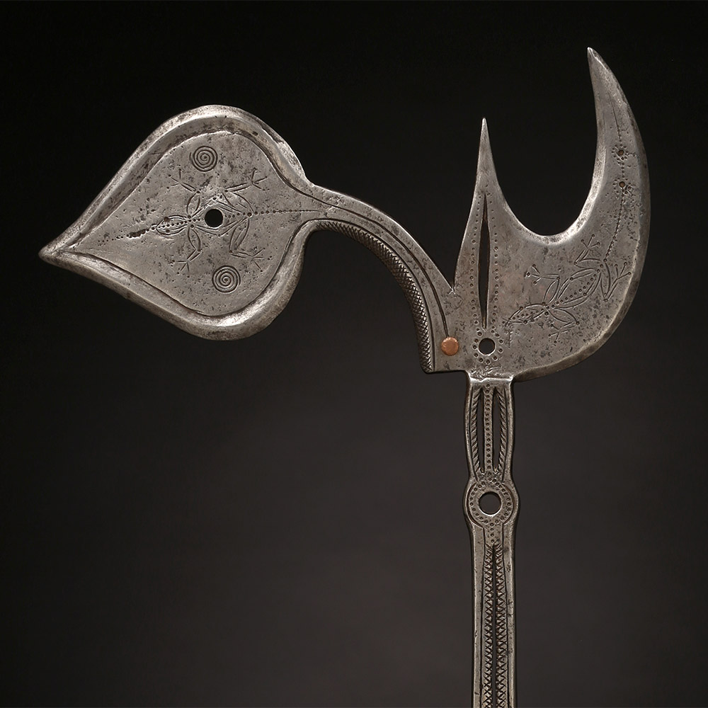 Inauthentic Prestige blade In the style of the Yakoma, D.R. Congo / C. A. Republic
