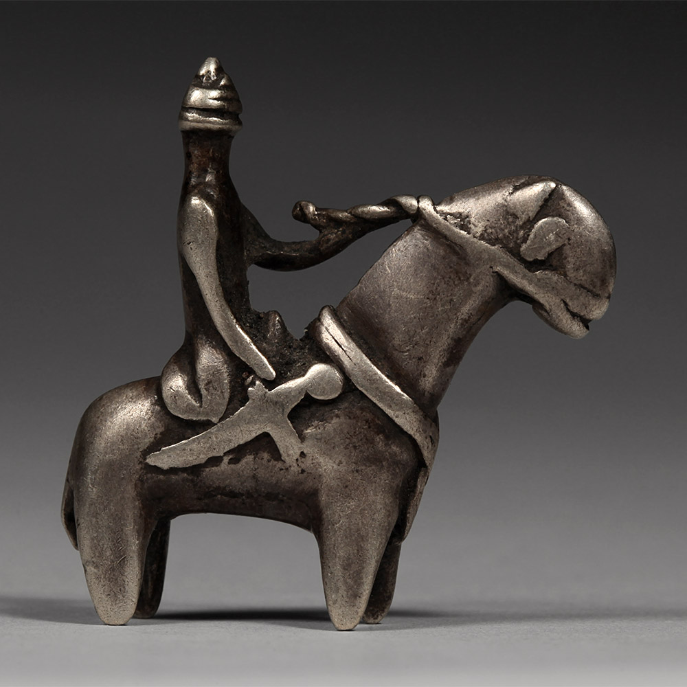 Silver Equestrian with Sword, Kotoko Chad